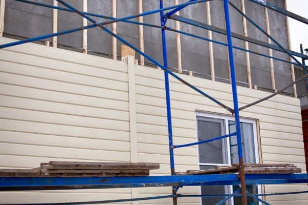 Loose Cladding Repair in Edmonds