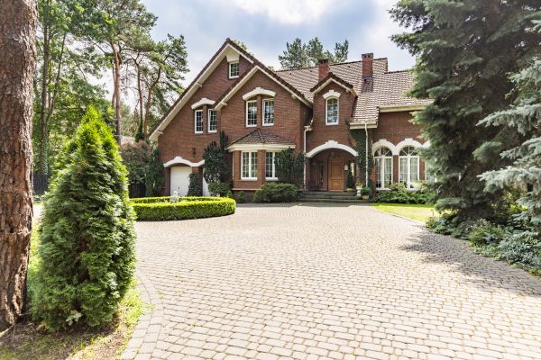 Driveway Brick Repair in Edmonds