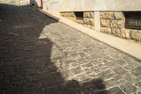 Stone Sidewalk Repair in Edmonds